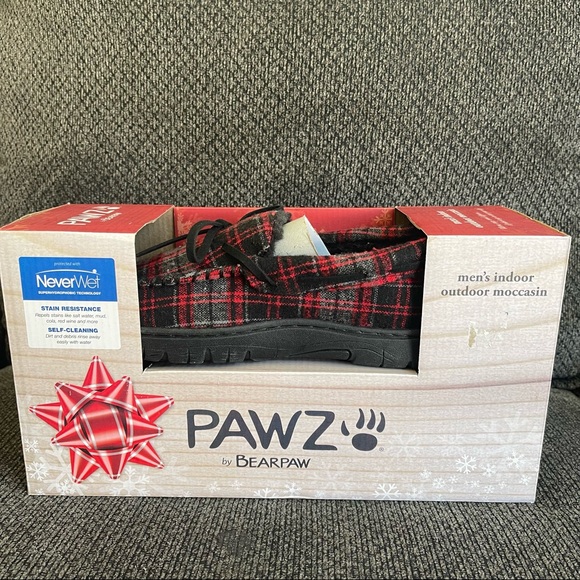 BearPaw Other - Pawz by Bearpaw Mens indoor outdoor plaid moccasin size 11